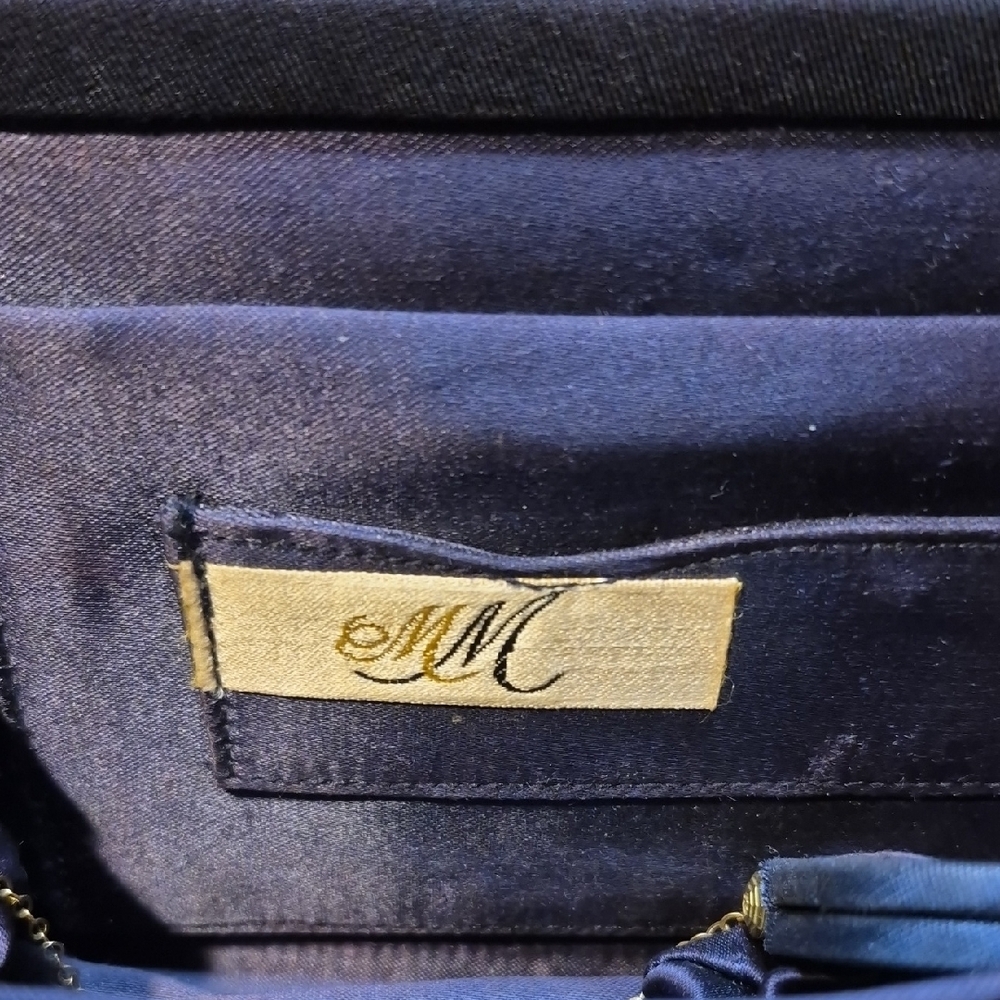 Vintage Dark Navy Clutch with Gold Accent - Picture 2 of 16